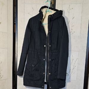 Hollister Blue Utility Jacket with Hood and Quilted Texture